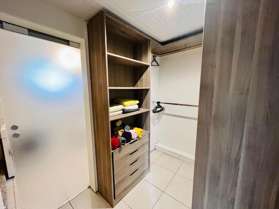 פואנט-א-פיטרה Charmante Villa, Kaz' Aa.Liyah מראה חיצוני תמונה