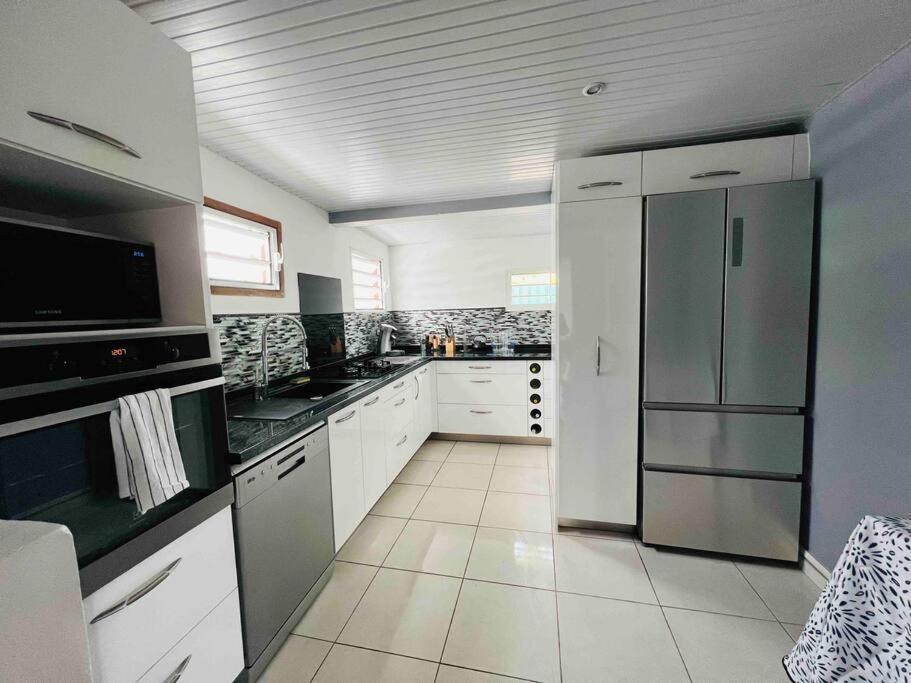 פואנט-א-פיטרה Charmante Villa, Kaz' Aa.Liyah מראה חיצוני תמונה