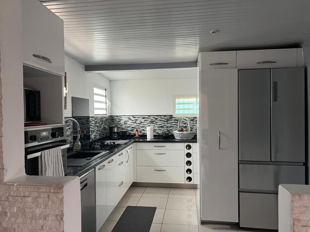 פואנט-א-פיטרה Charmante Villa, Kaz' Aa.Liyah מראה חיצוני תמונה