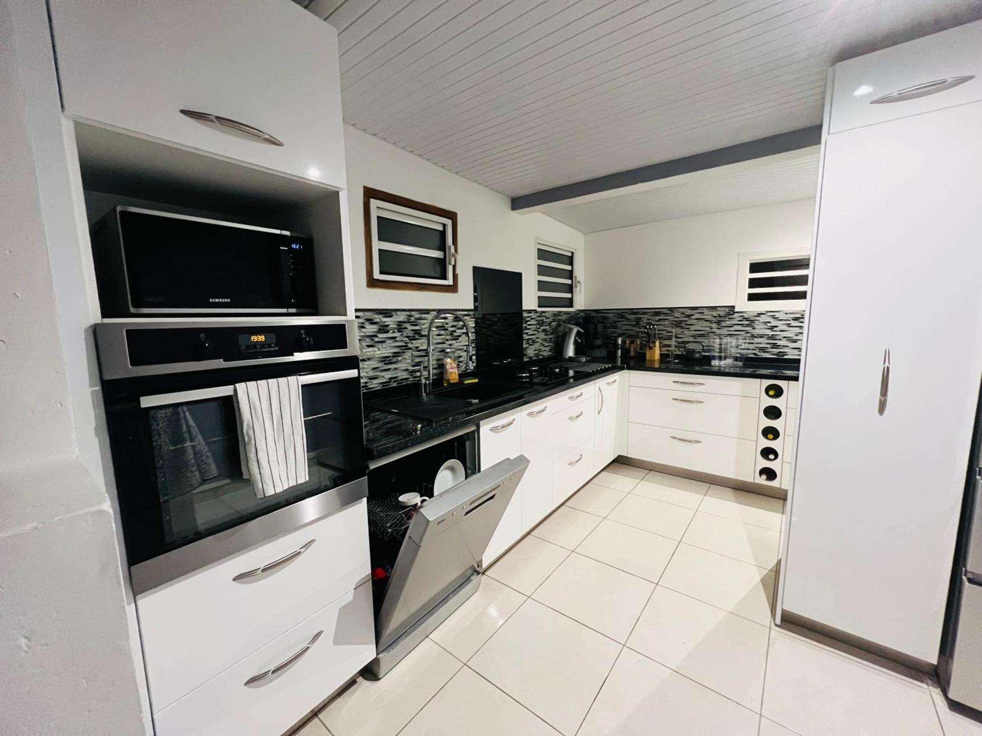 פואנט-א-פיטרה Charmante Villa, Kaz' Aa.Liyah מראה חיצוני תמונה